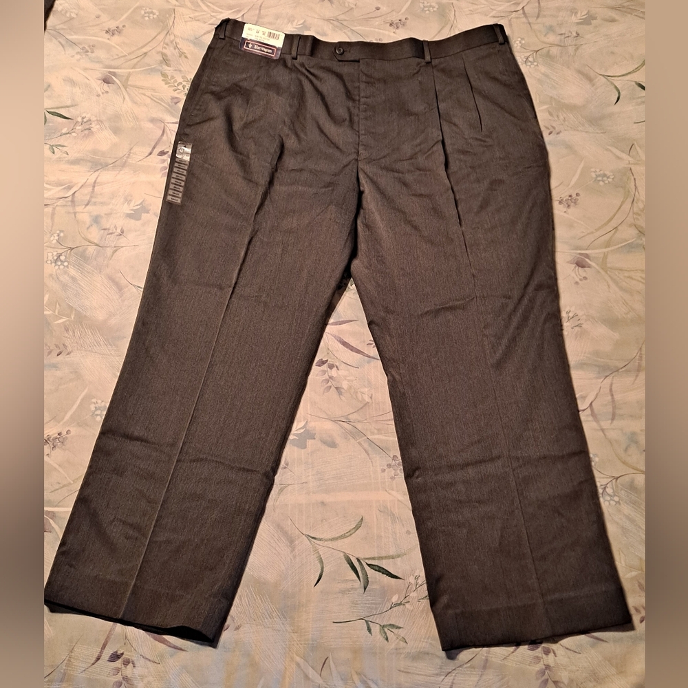 Men's Barrington Dress Pants in Charcoal Gray - Classic Pleated Front Size 48x32